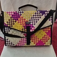 Beg Komputer riba mengkuang.