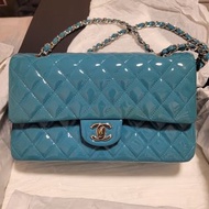 Chanel 藍色漆皮鏈條包