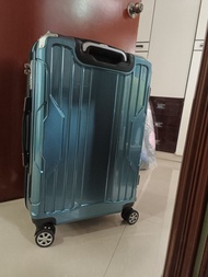 26吋 雙手提 行李喼行李箱 屯門
