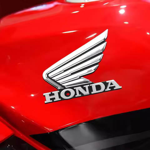 motorbike decal brand Badge Emblem wind moto stickers for honda dio CBR VFR fuel tank sticker motorc