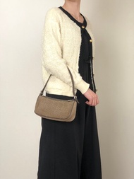 【日本直送 名牌中古包】CELINE 瑟琳 C 複古馬車圖案 側背包 淺棕色 麂皮 單肩包 vintage ntvdgb