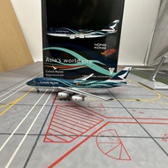 YY Wings 1/400 Cathay Pacific Airlines B747-400 Millennium/Asian Metropolis Alloy Airliner Model