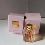 Valentino 香水 sample