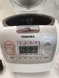 東芝1.8升電飯煲