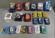 已售出 幪面超人 假面騎士 聖刃 Saber 一千零一夜 驚異賽蓮奇幻駕馭之書  遠古龍 元素龍  雷紋章 水紋章  龍紋騎士 獅王大戰記 情感之龍 究極巴哈姆特 全知全能書 超英雄戰記 