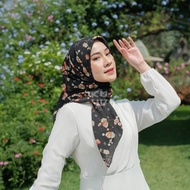 Koyu Hijab Segiempat Motif Viney Jepang Beauty Flower (Japan Series II)