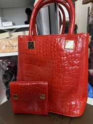 NINA RICCI 紅色鱷魚紋手袋連銀包