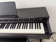 Yamaha ydp164 digital piano with bench