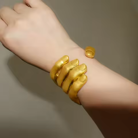 1PC Fashion Brand Vintage Metal Alloy Gold-Plated Hand Style Bracelet For Women Jewelry Exaggerated