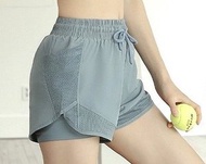 K LINK - 透氣速乾假兩件防走光運動短褲/瑜伽短褲-適用運動健身跑步瑜伽打球 KL020