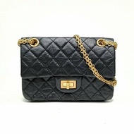 CHANEL 2.55口蓋包迷你黑色牛皮晶片開金扣肩背包