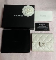 日本代購現貨Chanel荔枝皮白色三摺銀包
