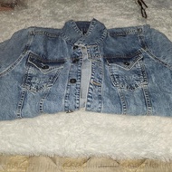 Jaket jeans tripl3 M preloved