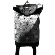 กระเป๋าสะพายหลัง ADIDAS 3D ISSEY MIYAKE ROLL TOP BACKPACK เป้ สะพายหลัง  ทรงสปอร์ตซ่อนเท่ ด้วยลวดลาย 3D