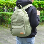 【買就送鑰匙圈】機能款減壓防震14吋筆電後背包(奶綠)