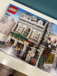 Lego 10243 Parisian restaurant