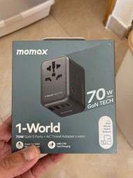 MOMAX 70W 1-World 旅行插座