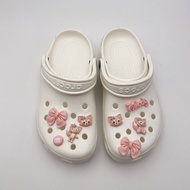 Crocs Jibbilz LinaBell สีชมพูชุดหัวเข็มขัดรูปดอกไม้รองเท้าแบบถอดได้สำหรับ Crocs