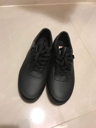 🐦 知名品牌 HUNTER 防雨 系列 雨鞋 黑 低筒 鞋帶 休閒款