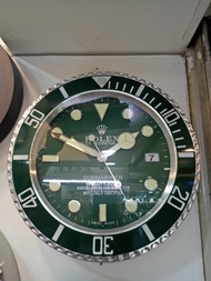 Jam dinding Rolex submariner hulk