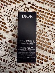 Dior forever  恆久貼肌柔霧粉底液