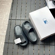 MLB Skipper Slide sandals black