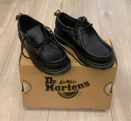 全新 Dr. Martens 小童黑鞋