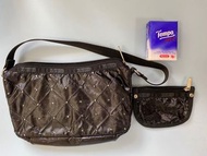 99% new authentic 新淨正品 Lesportsac 黑色閃石手袋仔加鎖匙包/散紙包black with glitters pouch bag and a coin/key purse 