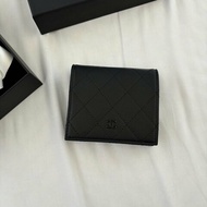 全新 Chanel 24P so black 對開短夾 超美的霧面黑