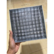 Brownie Cake Pan and Dividers, 20x20x4 Cm, 81 Holes, Galvalum Material, Non-Stick, Rust-Resistant, K