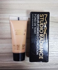 Mac 保濕粉底液 NC15  5ml
