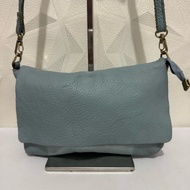 Genuine leather sling bag. genuine leather sling bag. women's bag. preloved bag. youngbiru