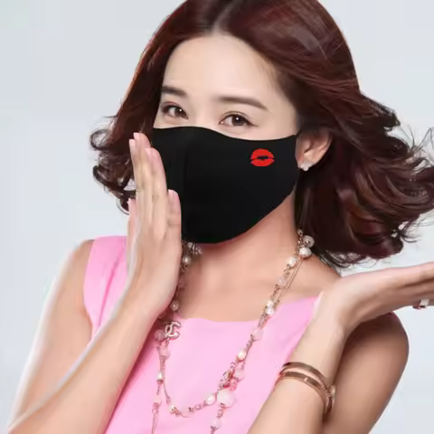Mascarilla Dustproof Mouth Mask Heart Print Cotton Face Mouth Mask Cartoon Face Reusable Fabric Anti