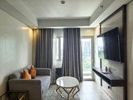 1 bedroom condo staycation Aura Suites BGC