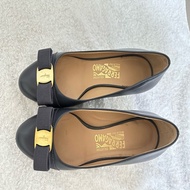 Ferragamo Carla 深灰低跟鞋 7D