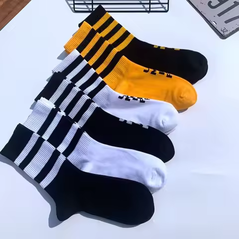 Funky Street Wear Three Four Stripes Cotton Men Socks Punk Retro Old School Hiphop Skate Harajuku Ye