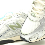 รองเท้าเดิน New Balance 204L รองเท้ากีฬาลำลอง รองเท้าคู่รัก แฟชั่นสำหรับผู้ชายและผู้หญิง รองเท้าหุ้ม