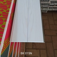 Plafon PVC Laminate Putih Doff motif Kayu