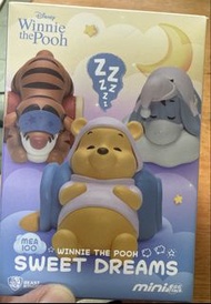 Beast Kingdom Winnie the Pooh Sweet Dreams Mini Egg Attack