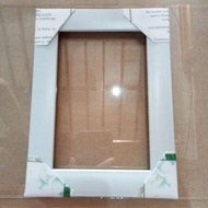 Photo frame 20x15cm, uses glass, frame width 2cm