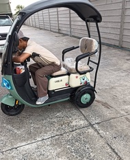 สามล้อไฟฟ้า หลังคารถชิ้นเดียว 800W48V20A600W 48V รถสามล้อไฟฟ้าไฟฟ้าพร้อมหลังคารถ สะดวกสบายและดูดซับแ