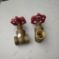 Stopcock 1/ 2 inch. Gatevalve 1/ 2 inch