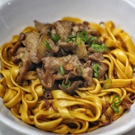 YAP NOODLES | Frozen Garlic Sliced Meat Noodles