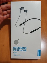Lenovo 磁吸掛頸式藍牙入耳式耳機 HE05