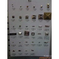 Square Beads 9 Black Iron Gun Wholesale Square Nails 9 * Pyramid Claw Beads 9 JAWM