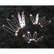 Grade A kw1 safety pins (dozen)