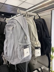 韓國直送🇰🇷The North Face WL mini shot
Size:41x29x14cm
到貨日:12-18日
🇰🇷精選韓國好物推介🇰🇷

🌼韓國代購優惠$628  2起$618
有量PM
