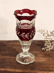 義大利 莓紅 立體 深雕刻 厚實 水晶玻璃 花瓶  g0708【卡卡頌  歐洲古董】