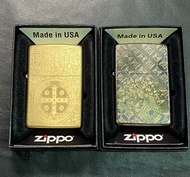 《特價》Zippo 銅色康斯坦丁打火機（左）或 Zippo 金錢貔貅財源滾滾打火機（右）每個$260