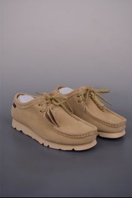 香港熱賣Clarks Wallabee Gore-Tex米色麂皮鞋 防水休閒男鞋 多尺碼可選